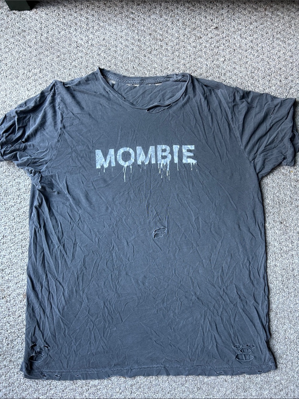 Mombie Graphic Short Sleeve Tee - gray
